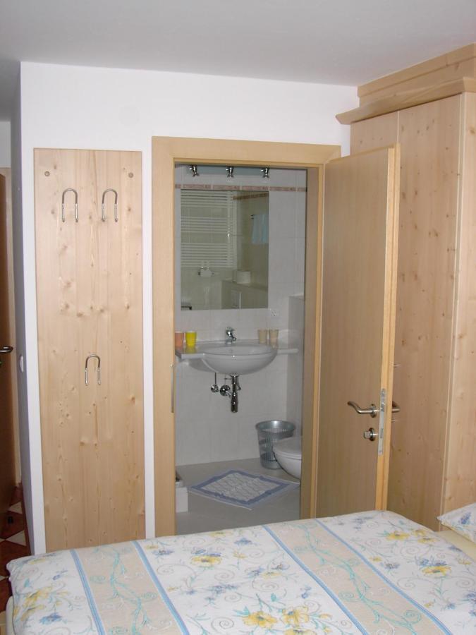 Gästehaus Waltl Krimml Zimmer foto